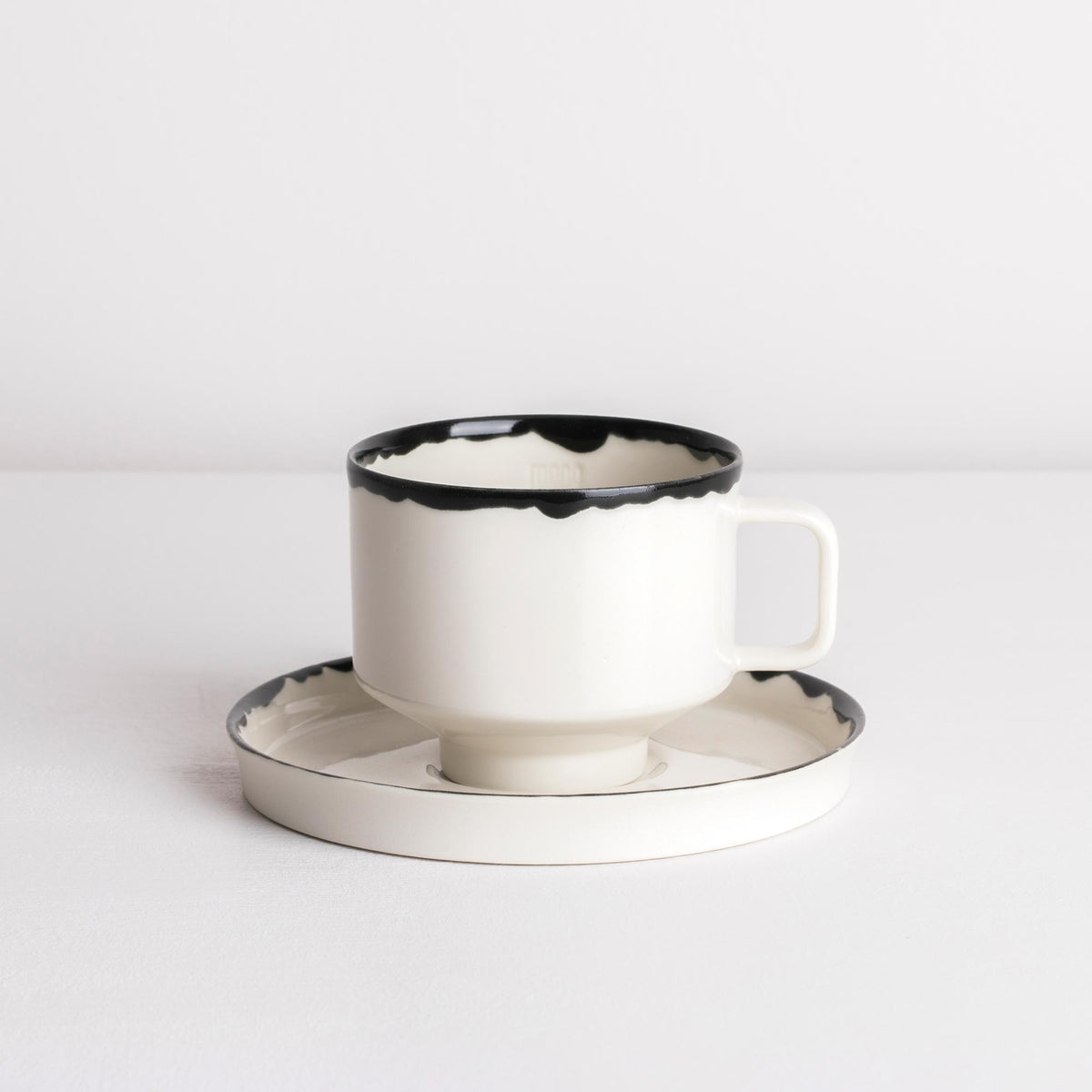 Jupiter - white/black/rim