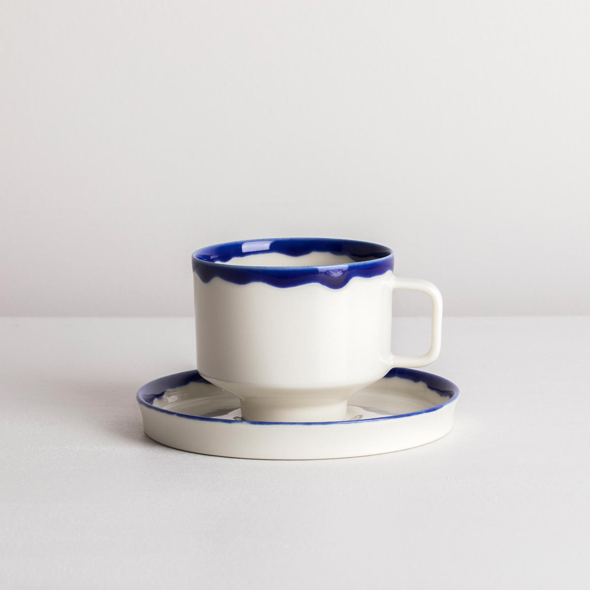 Jupiter - white / navy blue / rim
