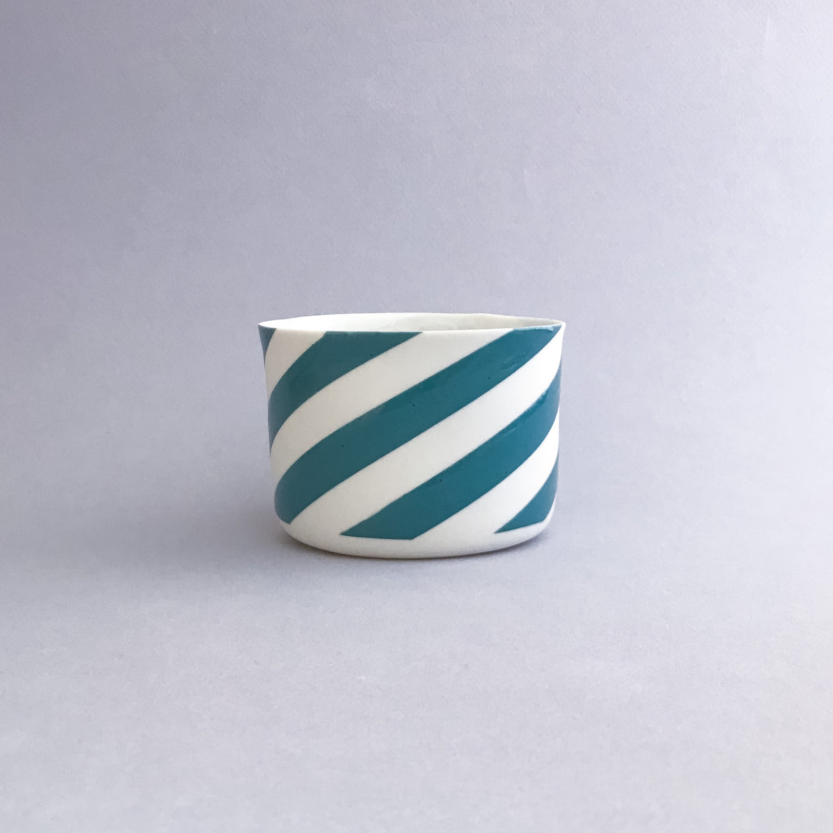classic M - white/teal