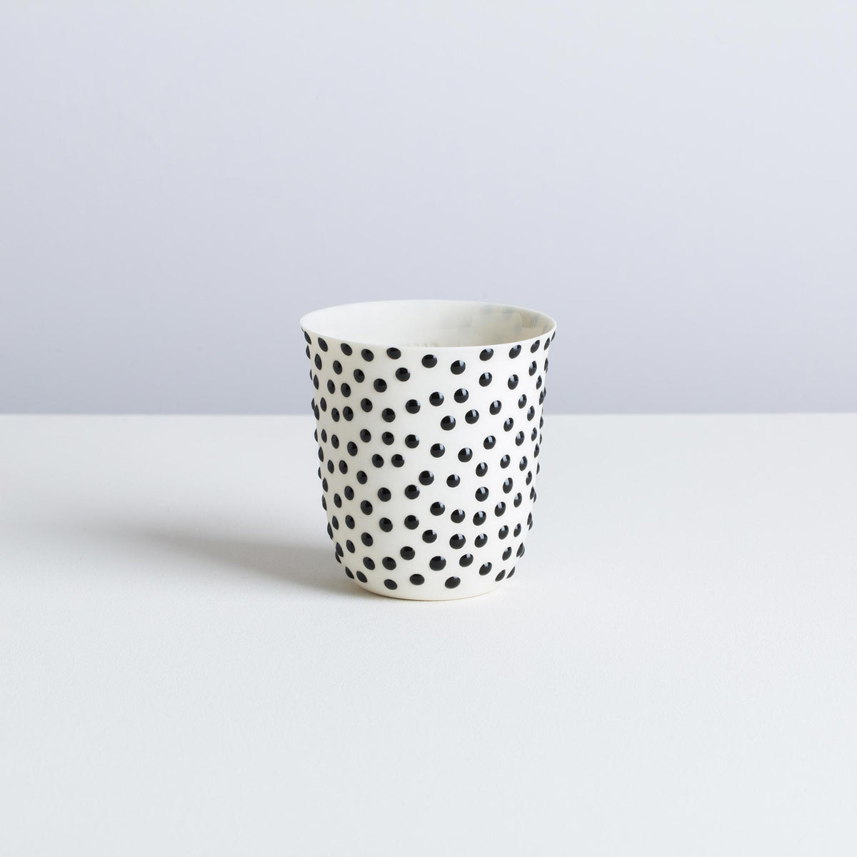 gong - white/black - dot