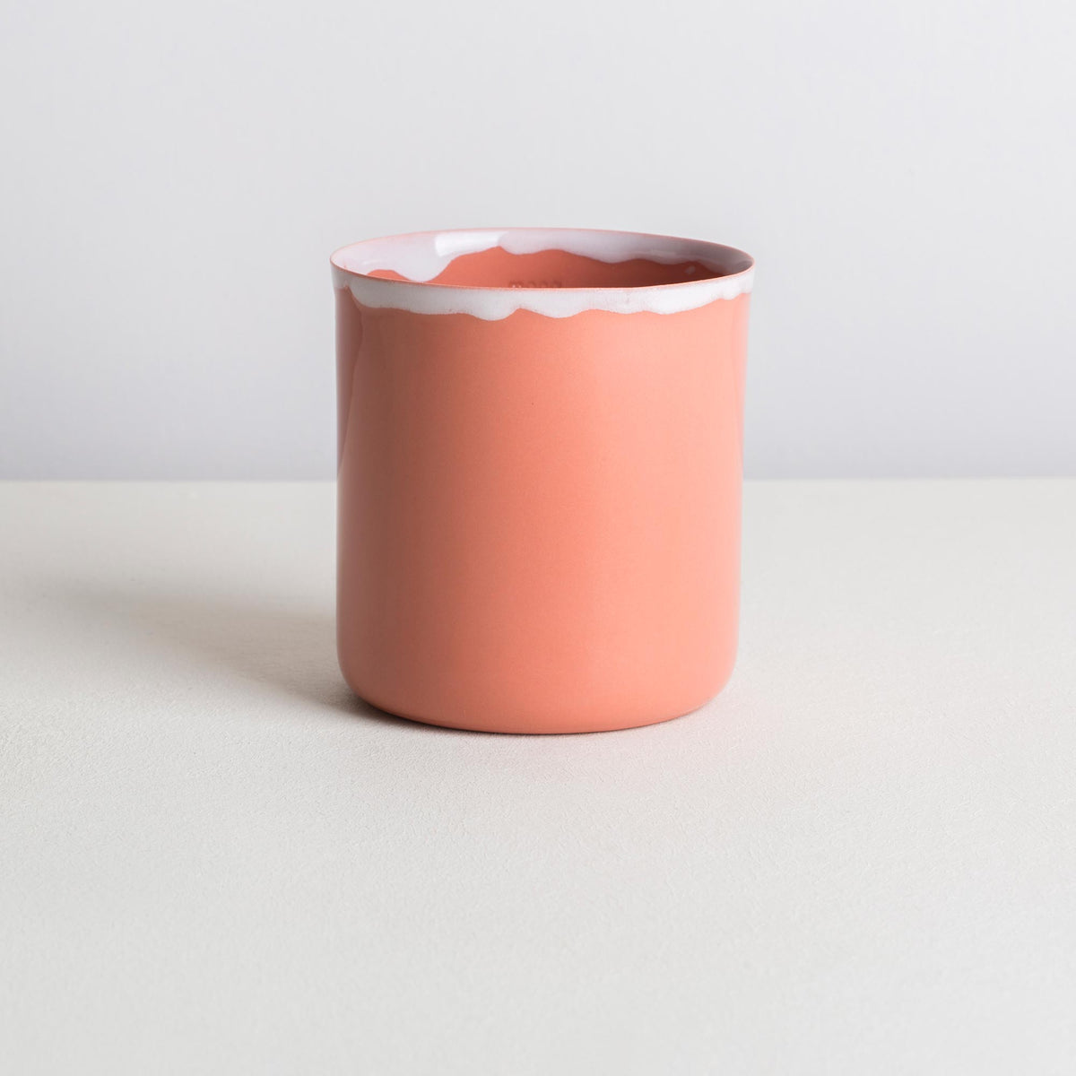 classic L - grapefruit/white - rim