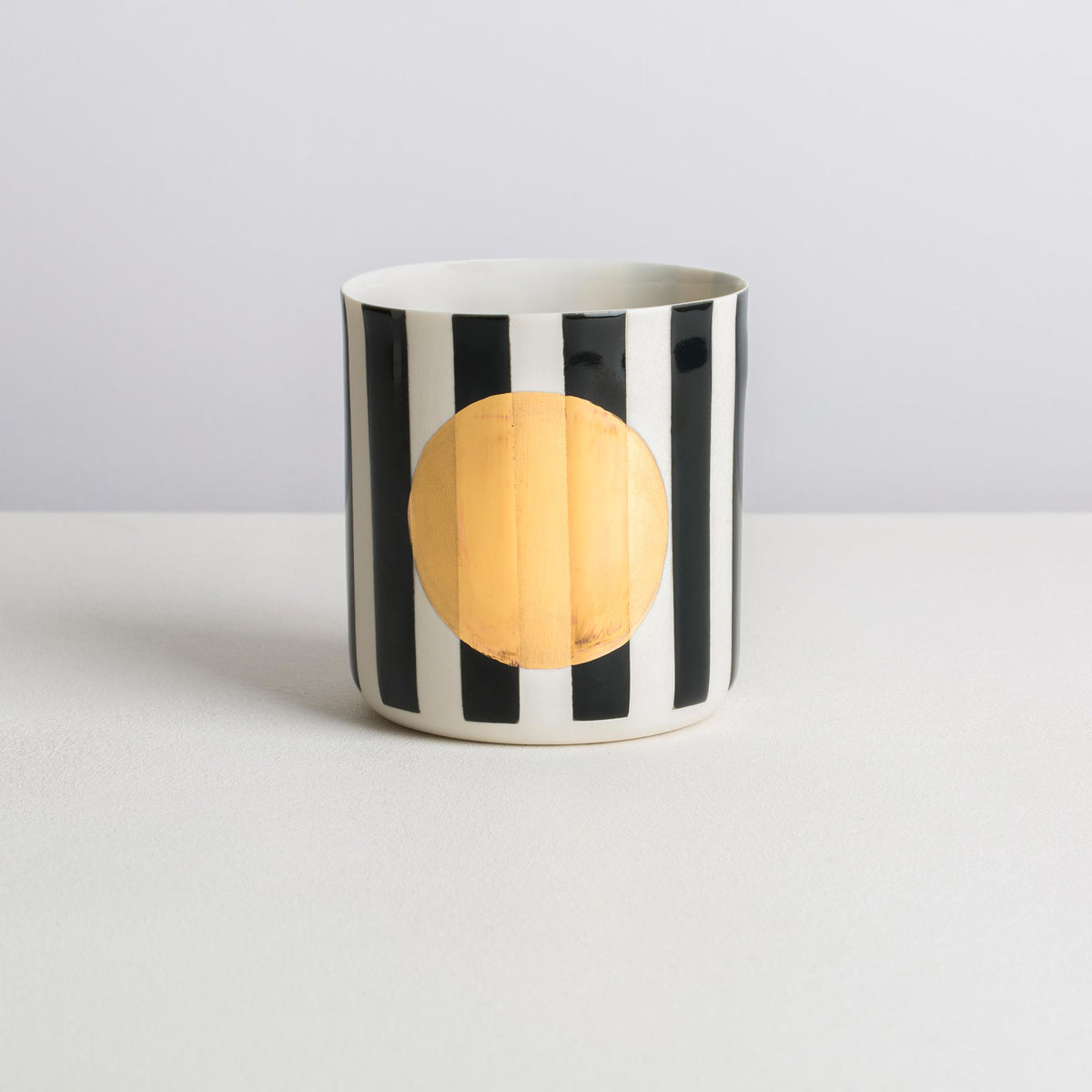 classic L - white/black/gold