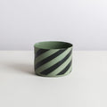 classic M - olive/black - diagonal
